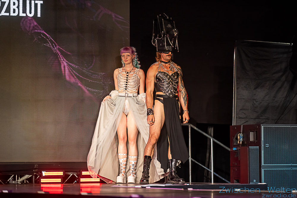 M'era Luna 2026 Fashion Show - Manufaktur Herzblut