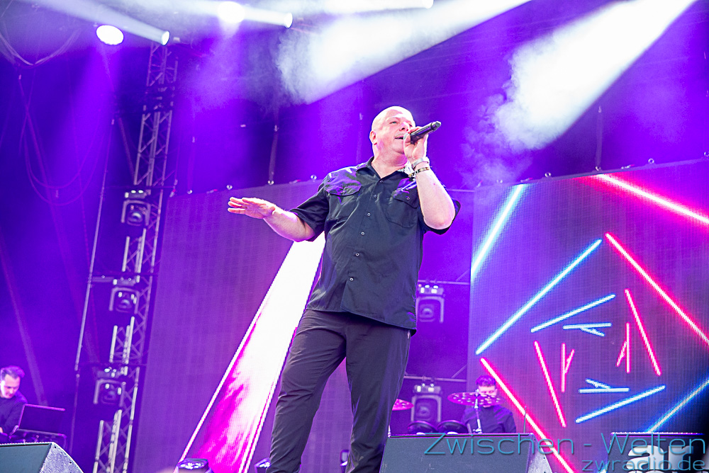 VNV Nation